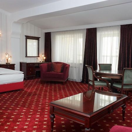 Ar Nuvo Hotel Karagandy Extérieur photo