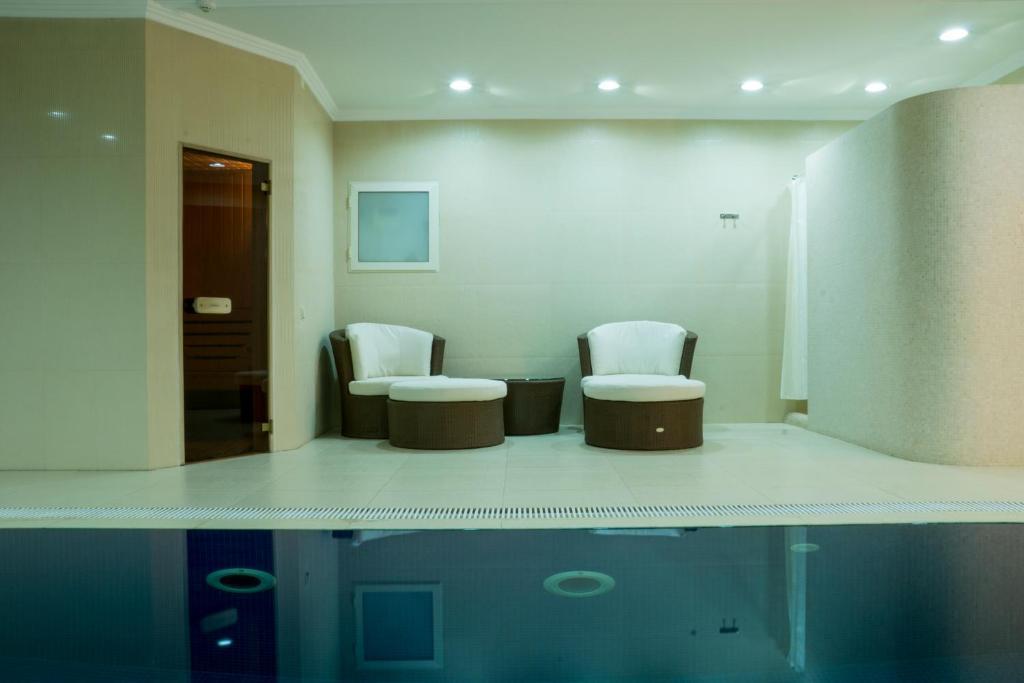 Ar Nuvo Hotel Karagandy Extérieur photo
